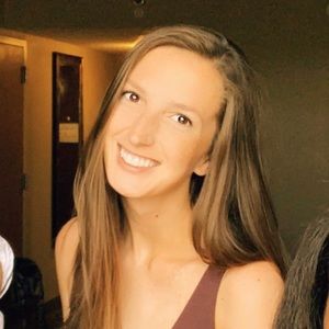 Meet your Posher, Elena